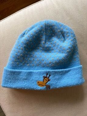 Paul Frank vintage Y2K polka dot beanie. RARE! Clancy the giraffe on the front.